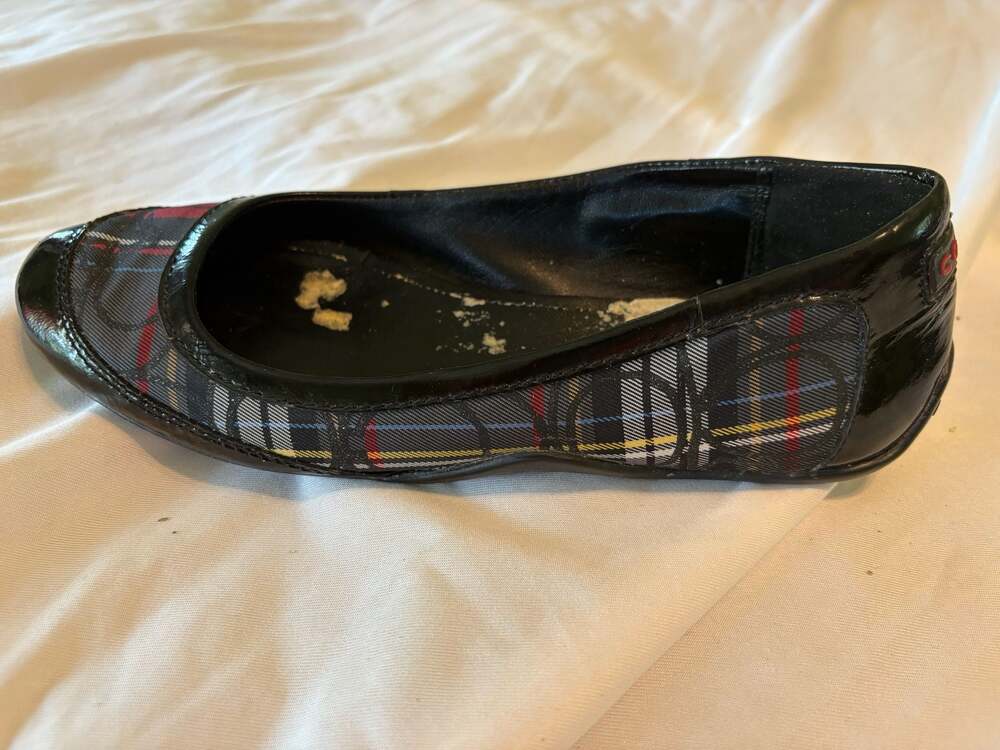 Flawed Coach Signature C Plaid Ballet Flats with Black Patent Trim, 7 - Picture 6 of 9